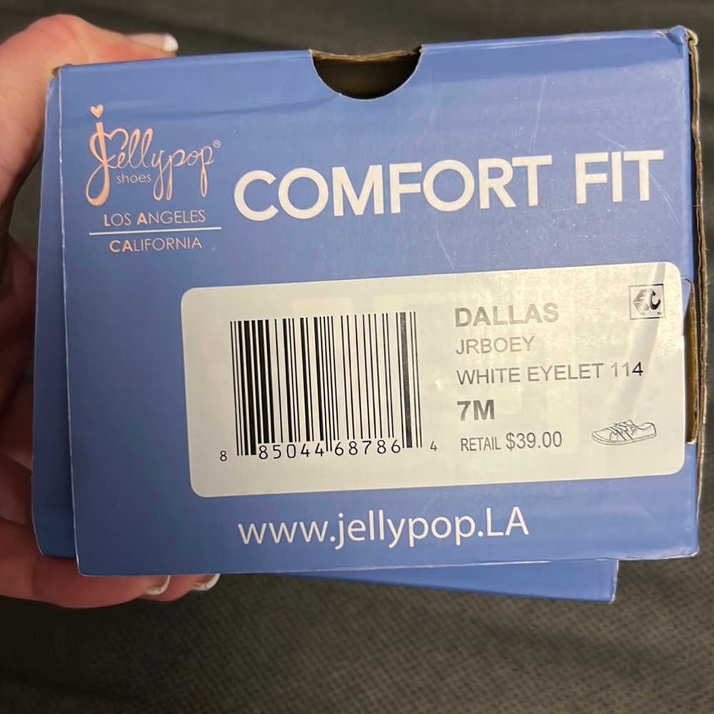 Comfort Fit Jelly Pop white eyelet sneakers